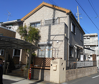 愛知県小牧市T様_外壁屋根塗装工事_施工前外観画像_株式会社麻布